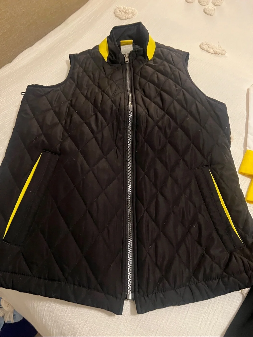 Spirit Airlines flight attendant Crew uniform pieces and extras - Picture 3 of 8